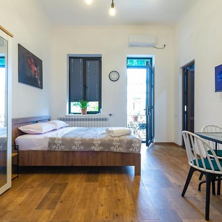 Appartamento Mulberry Ბჟოლები Kutaisi Esterno foto