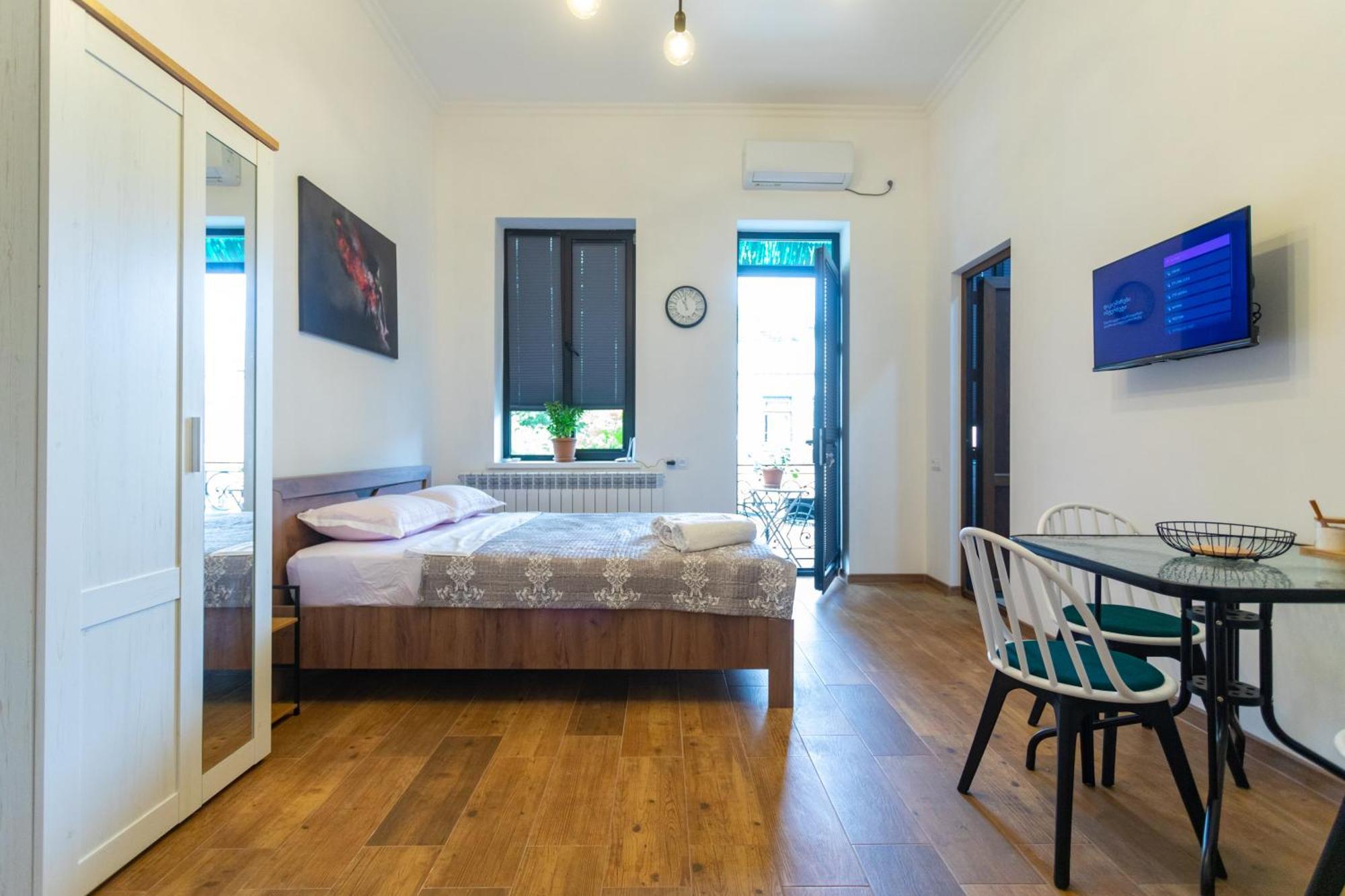 Appartamento Mulberry Ბჟოლები Kutaisi Esterno foto